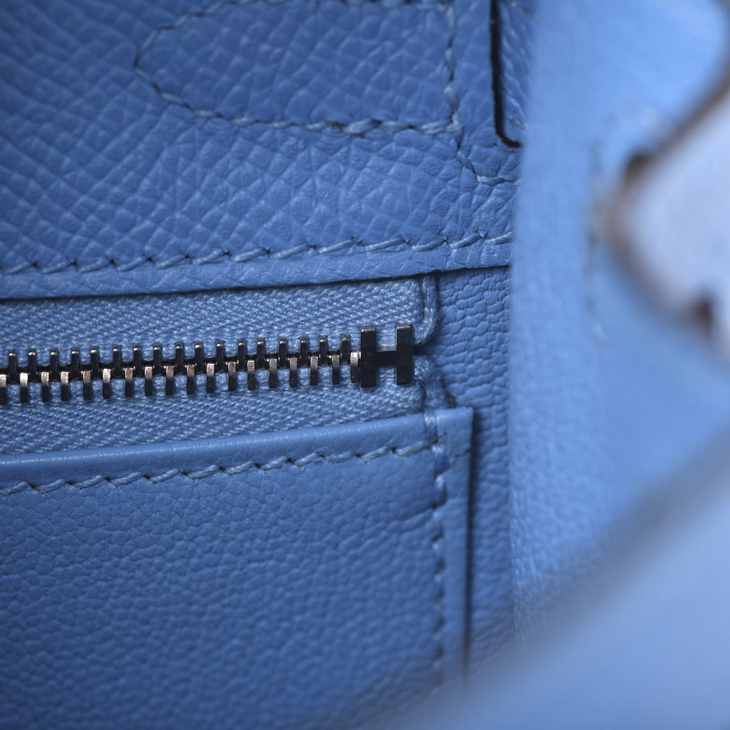 Epsom Kelly Sellier 25 Bleu Paradis