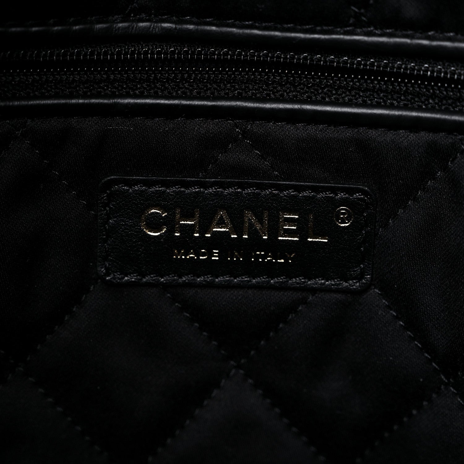 Chanel Shiny Calfskin Quilted Chanel 22 Black White 7 of 10