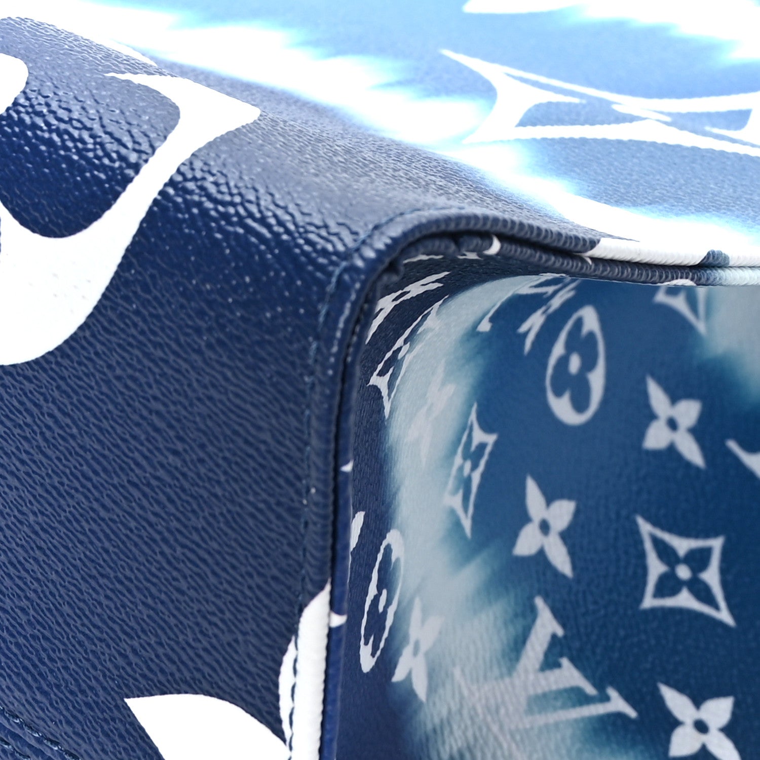 Louis Vuitton Monogram Escale Onthego GM Blue 8 of 10