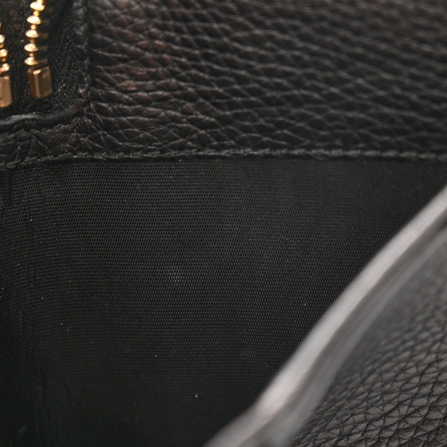 Gucci Pebbled Calfskin Medium Soho Zip Around Wallet Black 10 of 10