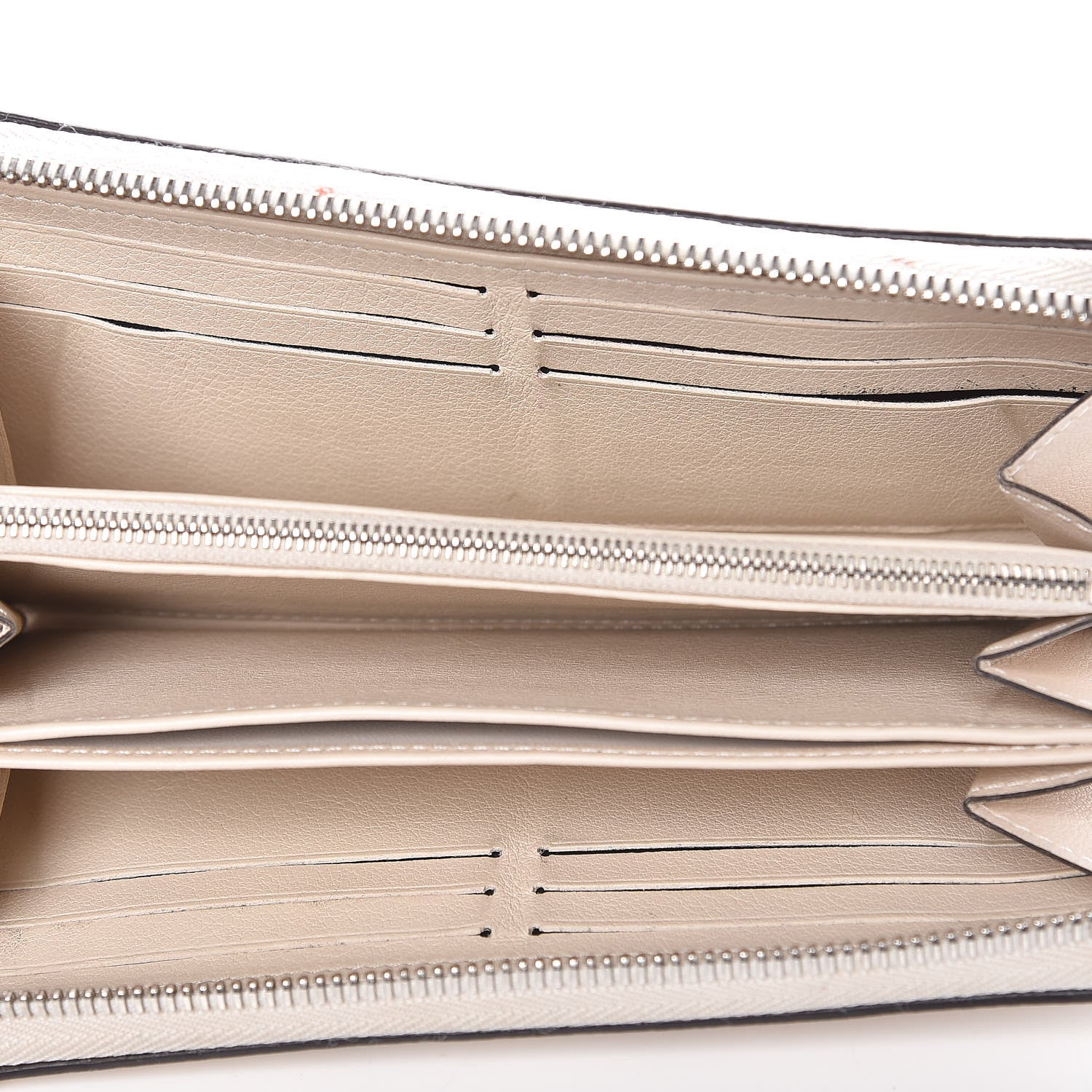Louis Vuitton Mahina Zippy Wallet Ivory 7 of 18