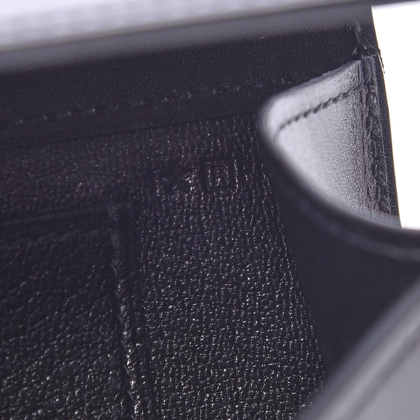 Tadelakt Medor 23 Clutch Black