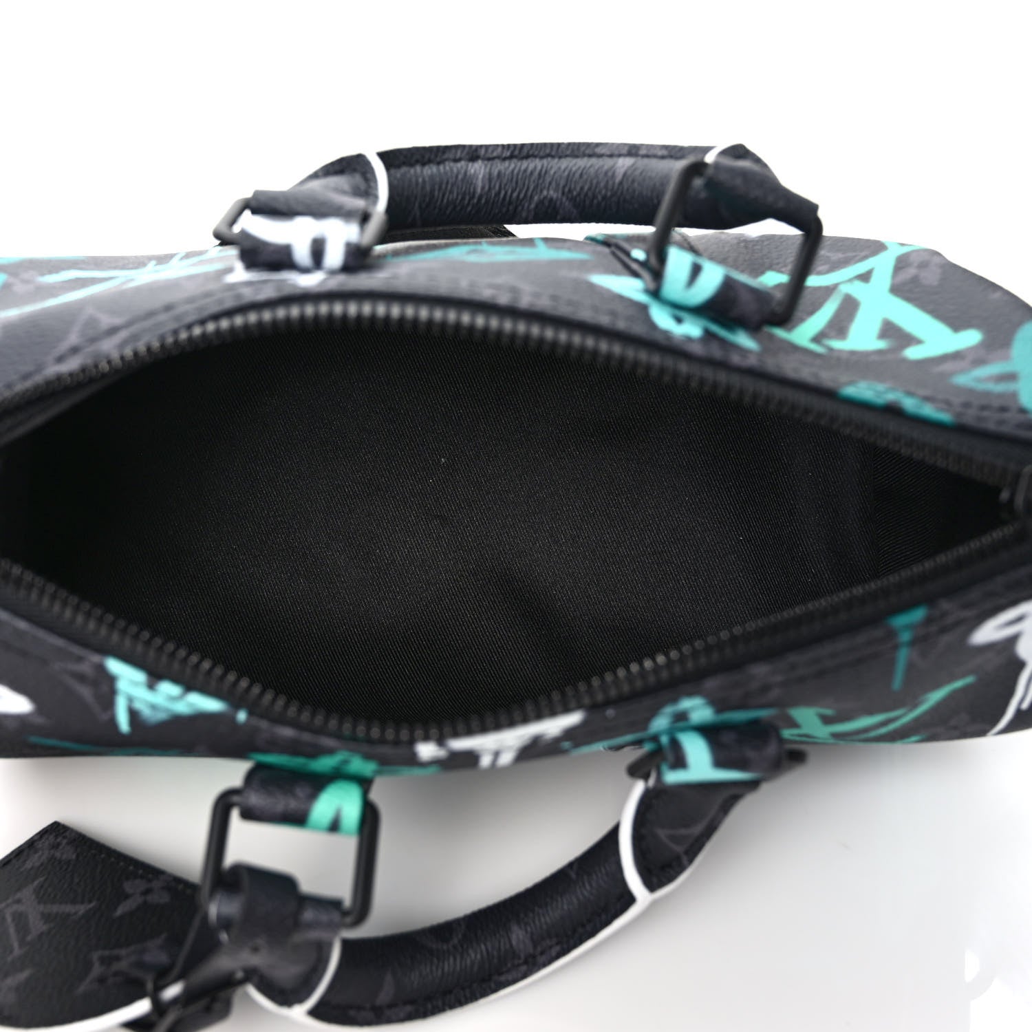 Louis Vuitton Monogram Eclipse LV Graffiti Keepall Bandouliere 25 Green Lights 5 of 8