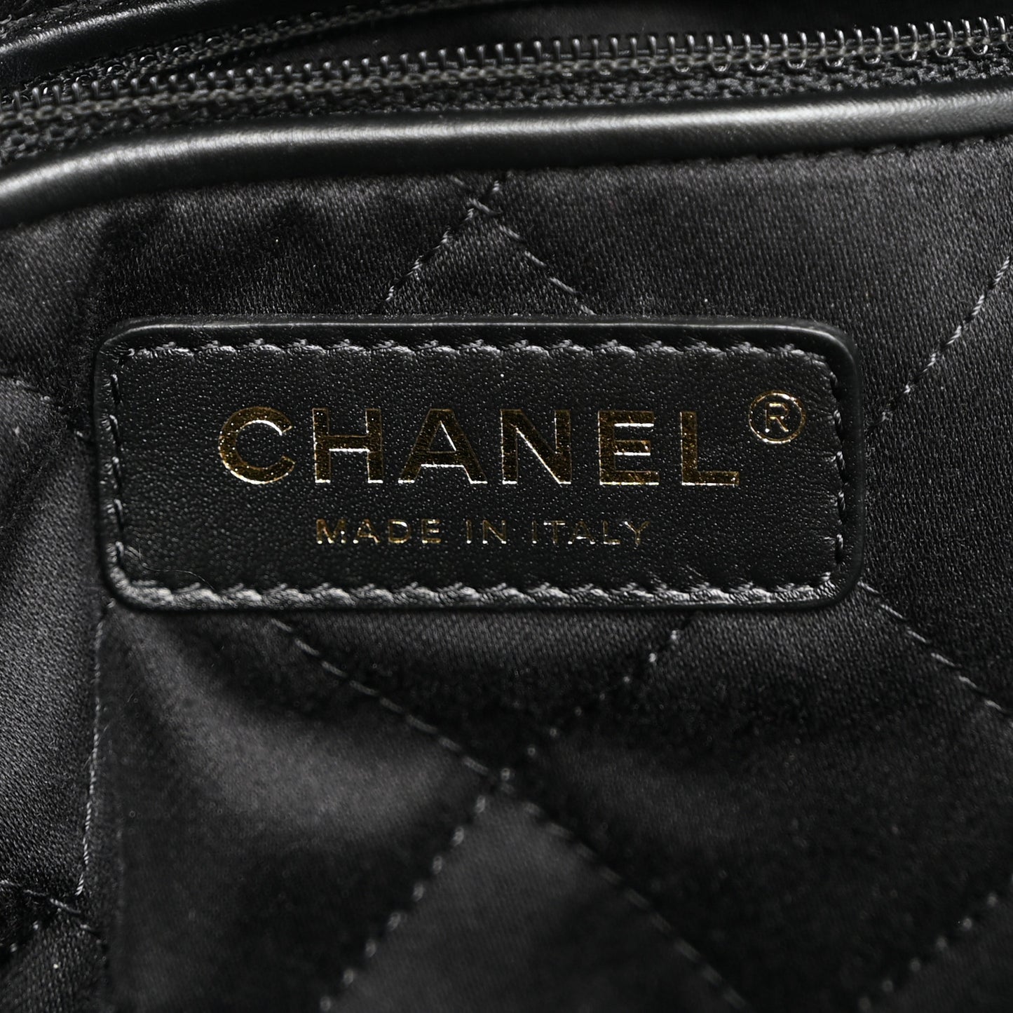 Velvet Sequin Quilted Small Chanel 22 Black