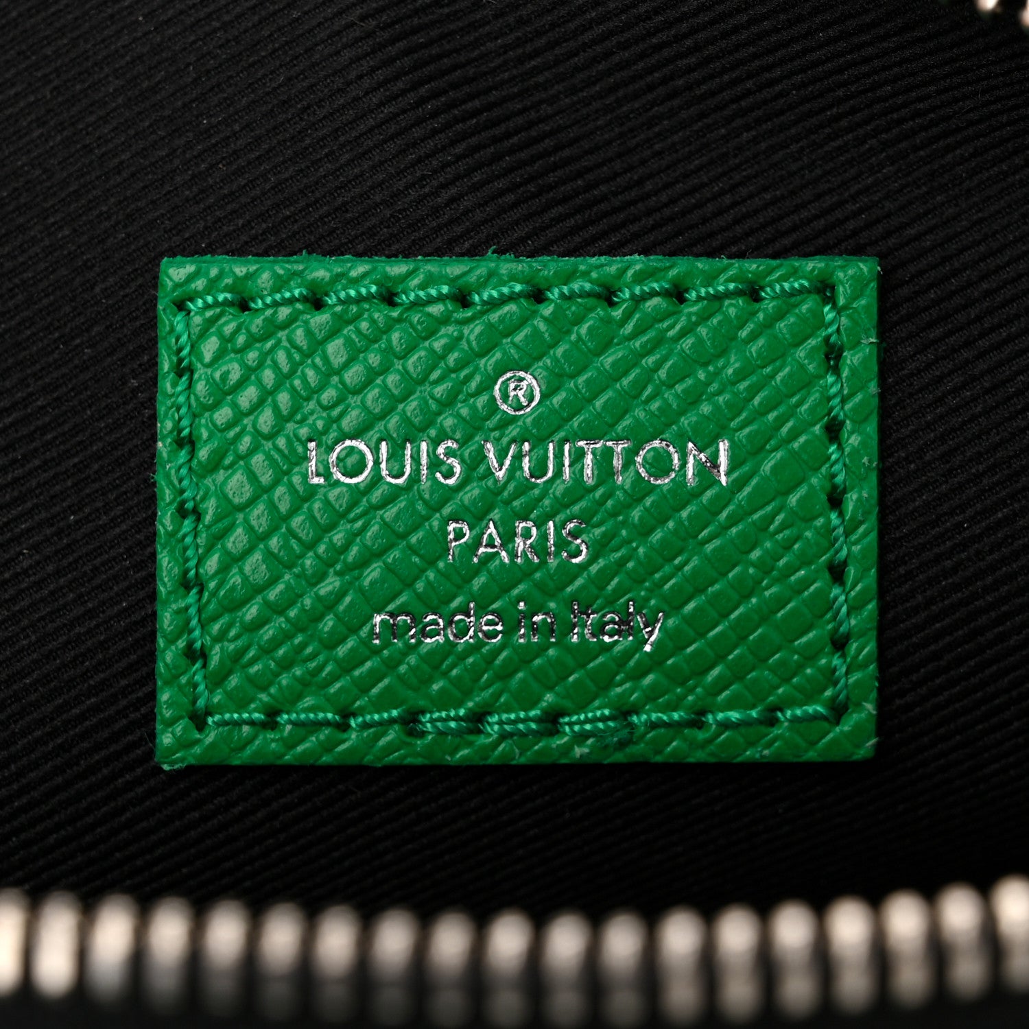 Louis Vuitton Taigarama Alpha Wearable Wallet Cactus Green 6 of 10