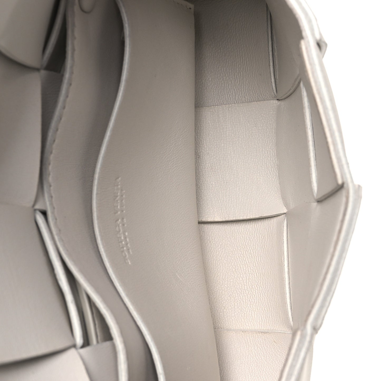 Nappa Maxi Intreccio The Belt Cassette Bag White