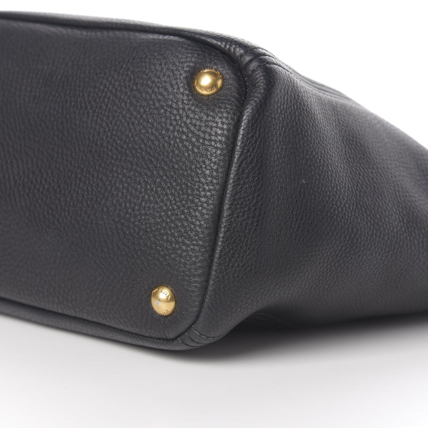 Vitello Daino Side Pocket Tote Black