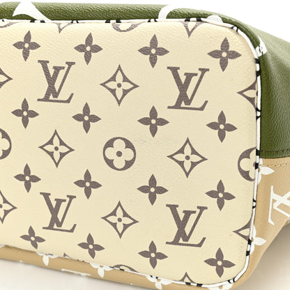 Louis Vuitton Monogram Giant Neverfull MM Kaki 7 of 15