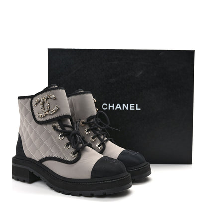 Chanel Fabric Grosgrain Quilted Cap Toe Lace Up Combat Boots 38 Gray 9 of 9