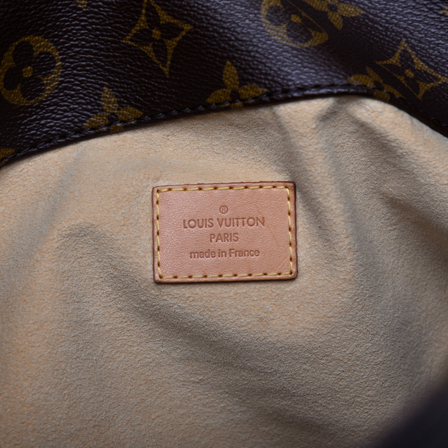 Louis Vuitton Monogram Artsy GM 8 of 8