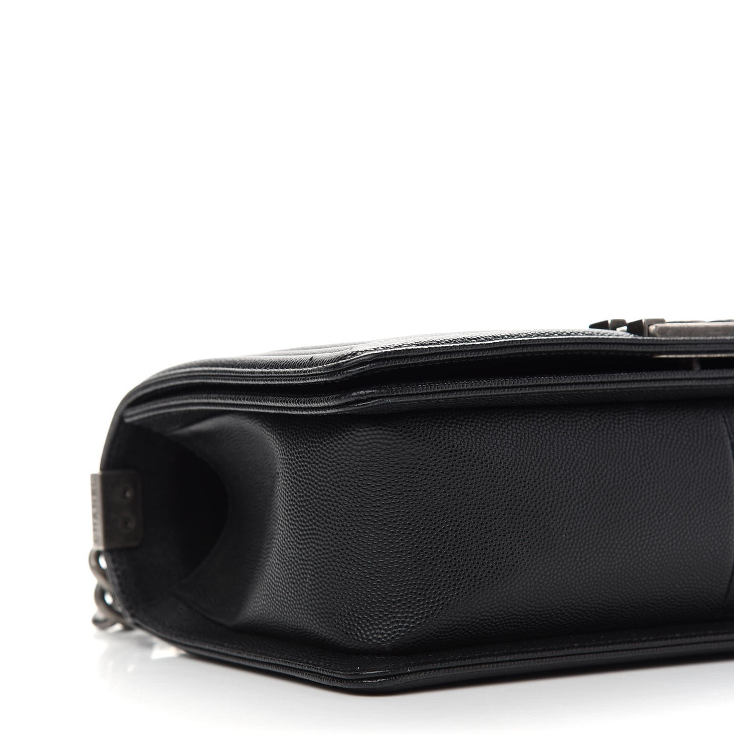 Caviar Quilted Medium Boy Flap Black