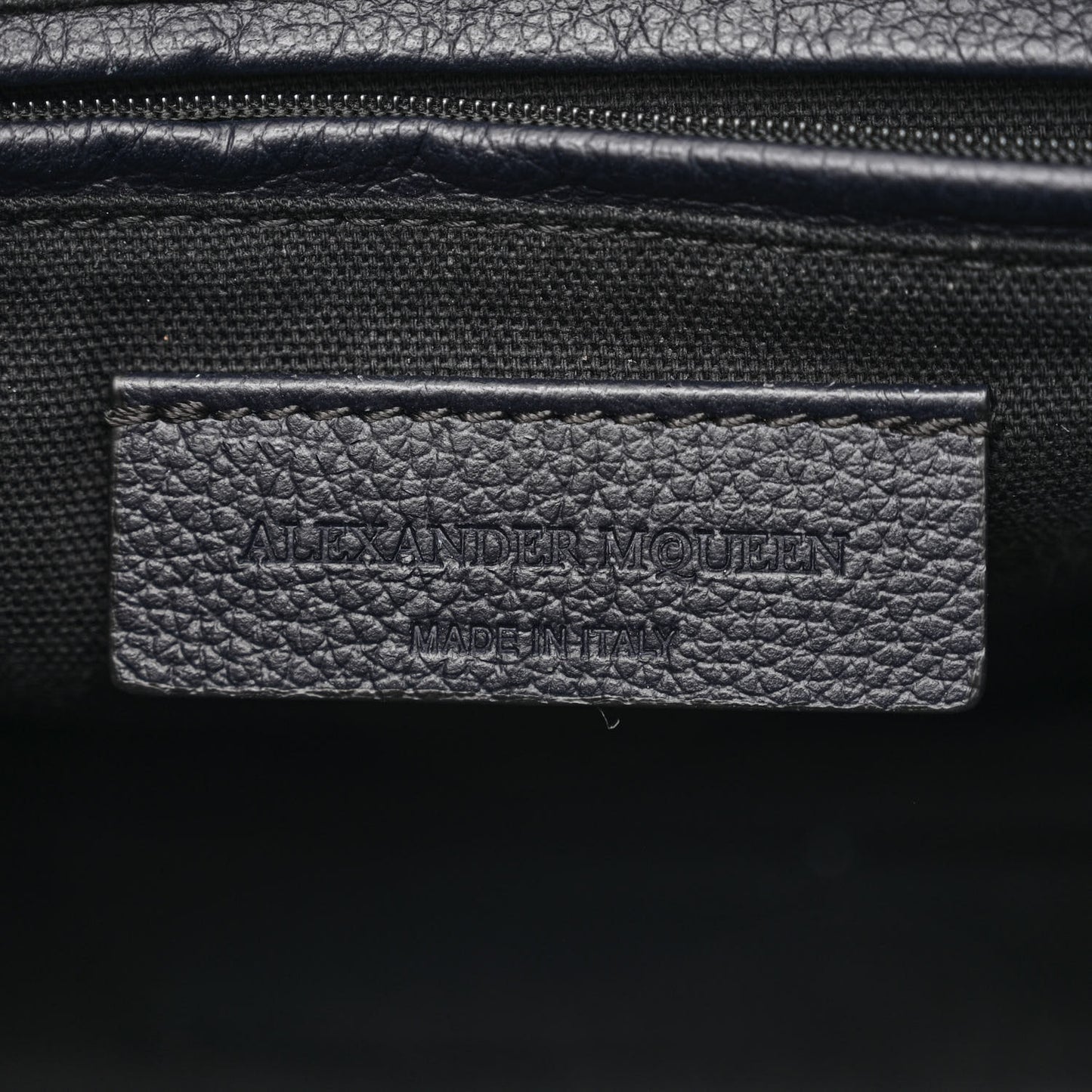 Pebbled Calfskin Small Skull Padlock Zip Around Tote Navy
