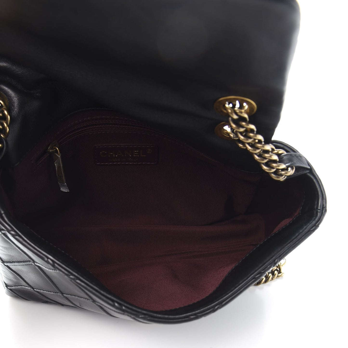 Calfskin Diamond Debossed Medium Cosmos Flap Black