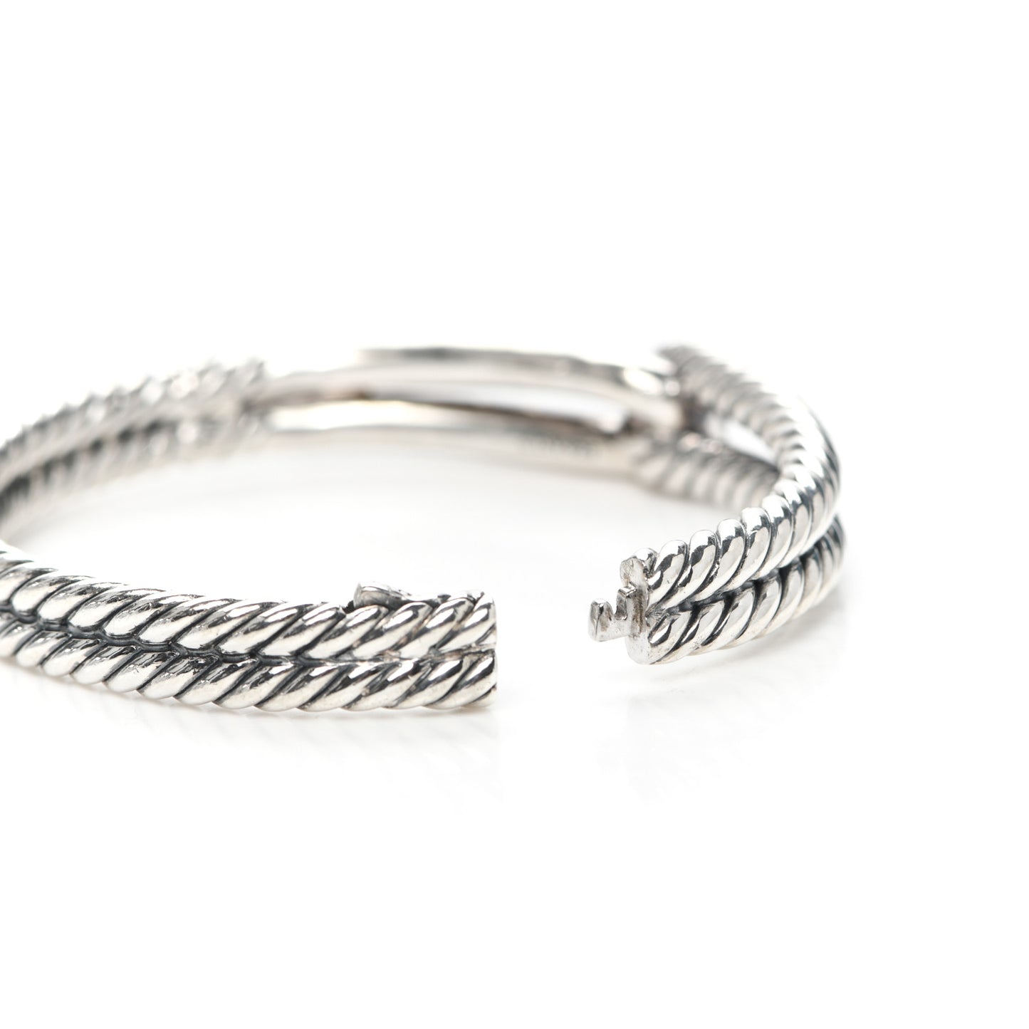 Sterling Silver Diamond Pave 10mm Single Loop Labyrinth Bracelet