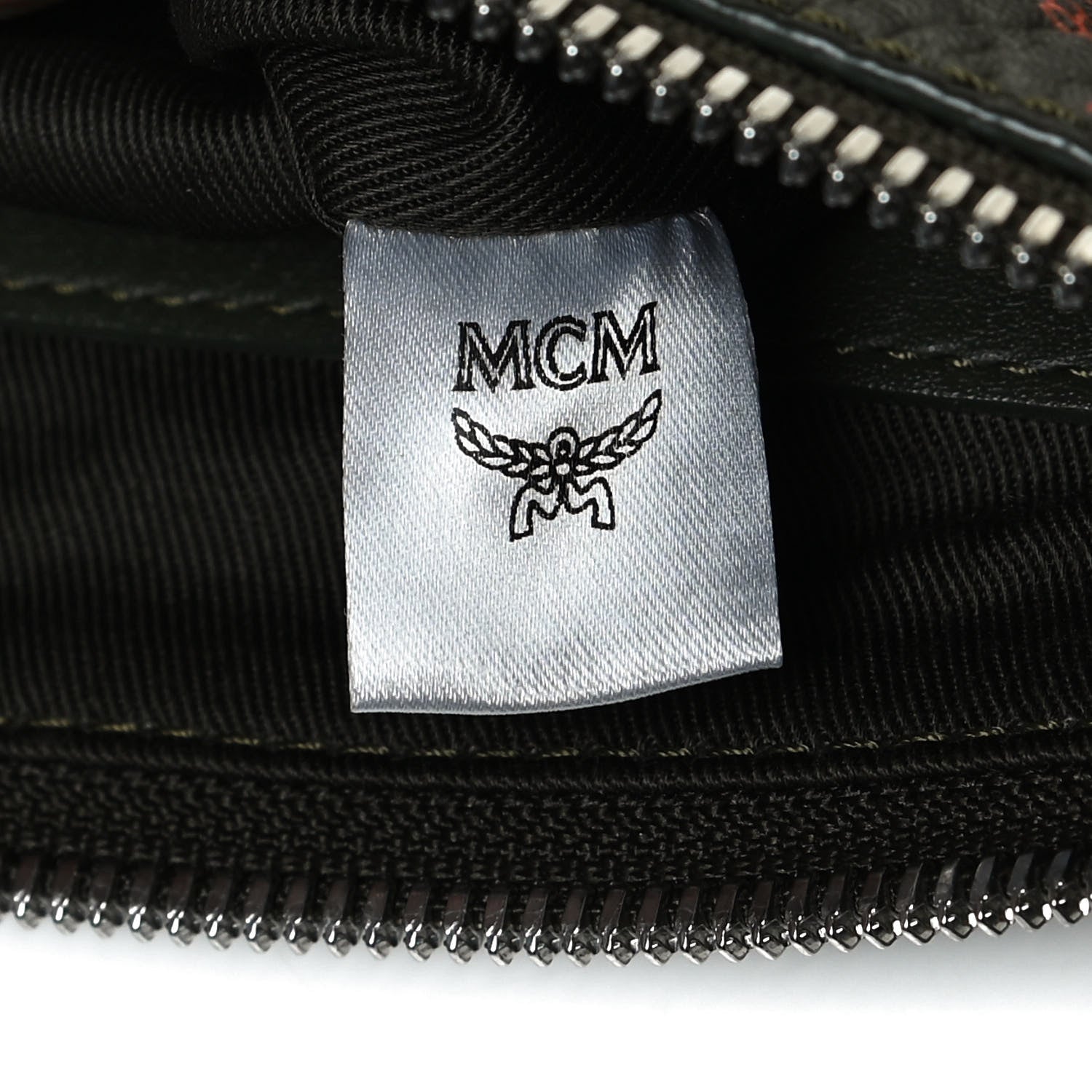 MCM Visetos Stark Wristlet Pouch Winter Moss 7 of 10