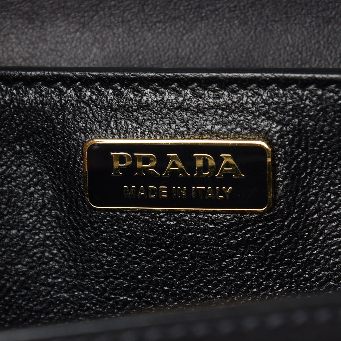 City Calf Saffiano Cahier Bag Black