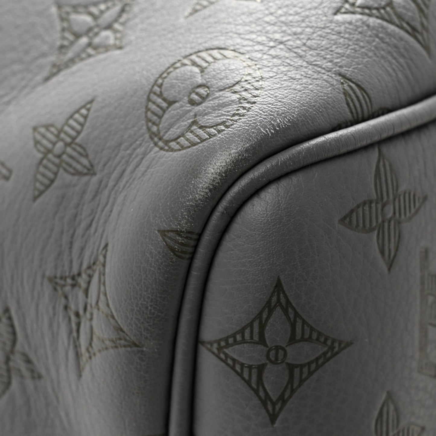 Calfskin Monogram Shadow Keepall Bandouliere 50 Anthracite gray