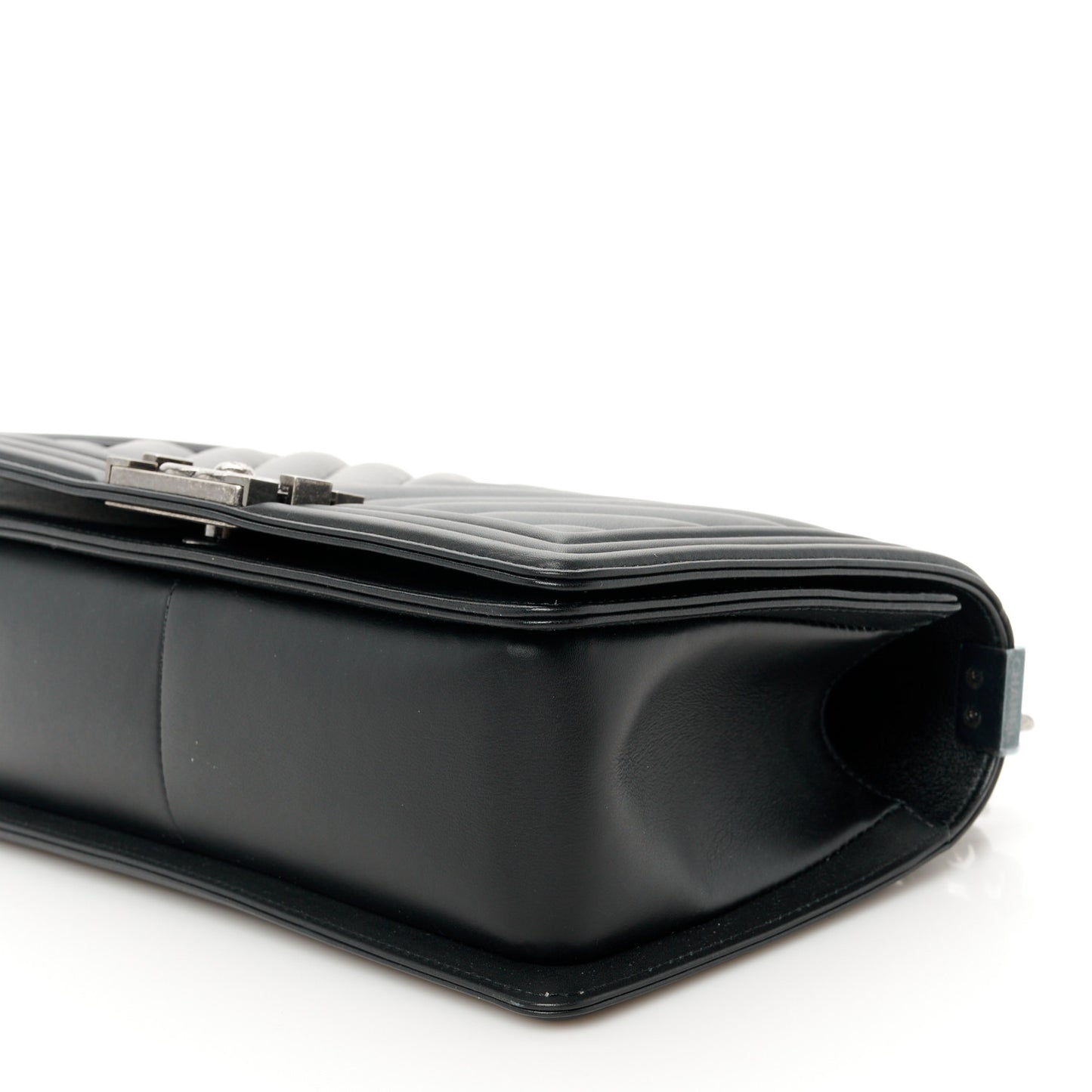 Calfskin Chevron Quilted Medium Boy Flap Black