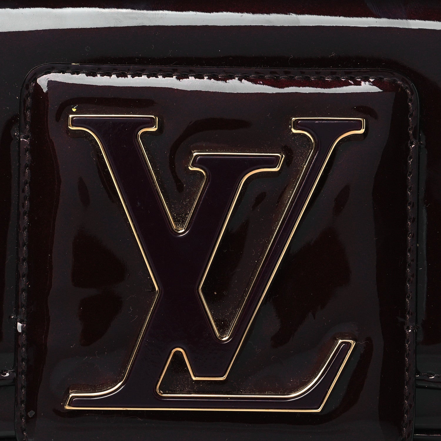 Louis Vuitton Patent Sobe Clutch Amarante 7 of 10