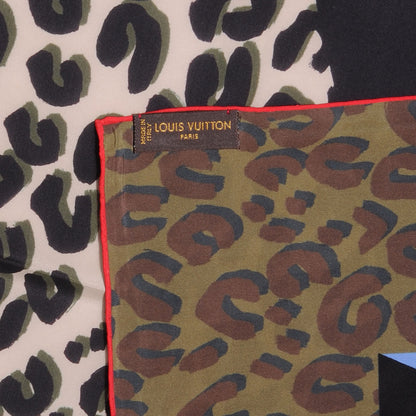 Louis Vuitton Leopard V Giant Square Stole Scarf Kaki 4 of 5