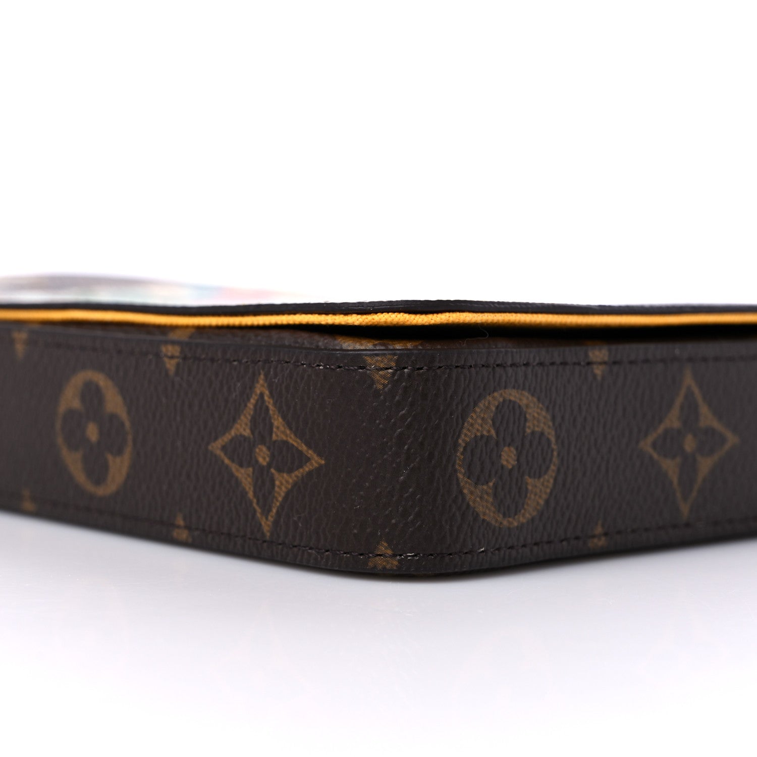Louis Vuitton Monogram 2022 Christmas Animation New York Soho Pochette Felicie Chain Wallet Yellow 9 of 10