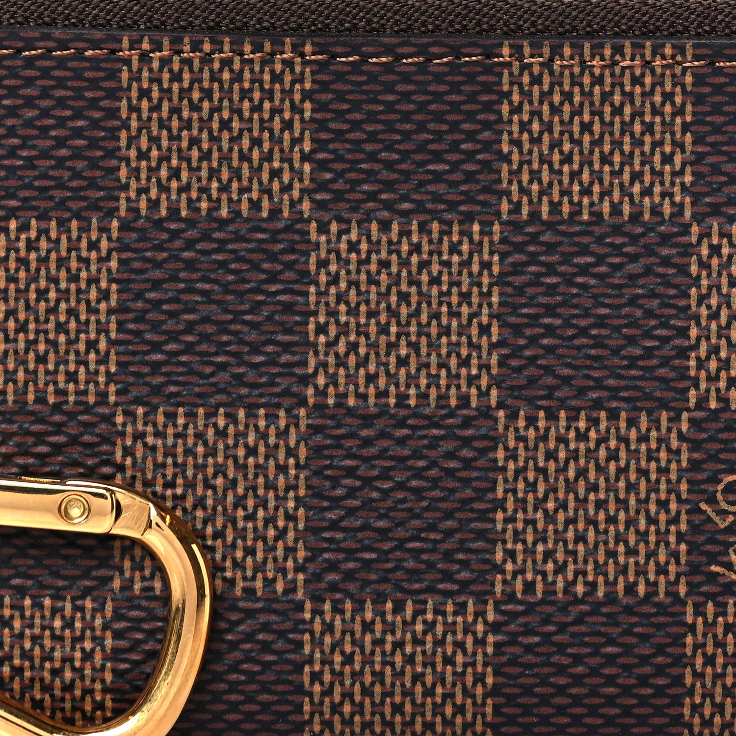 Louis Vuitton Damier Ebene Key Pouch 6 of 9