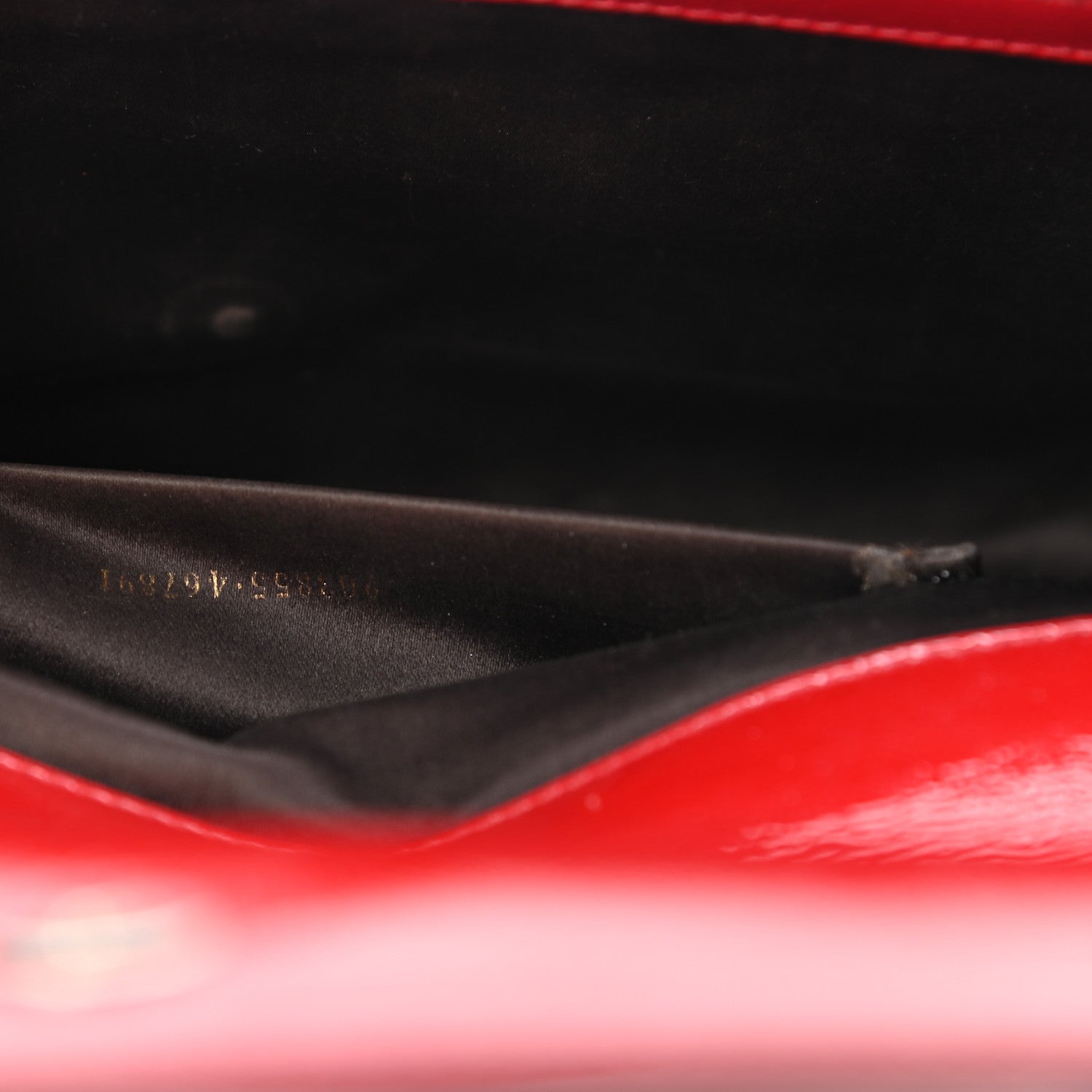 Saint Laurent Textured Patent Monogram Large Belle De Jour Clutch Red 7 of 10
