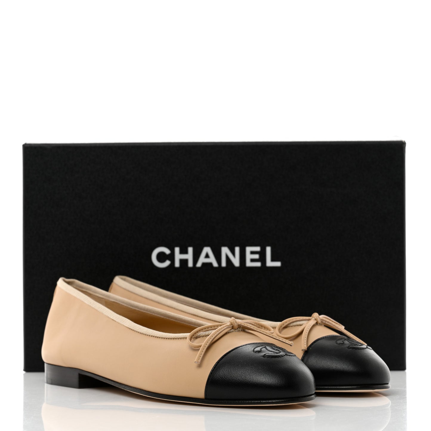 Lambskin Cap Toe CC Ballerina Flats 37.5 Beige Black