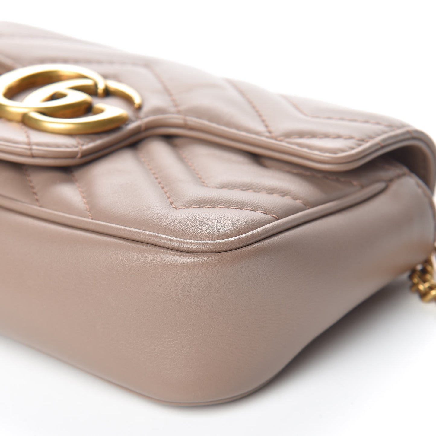 Calfskin Matelasse Super Mini GG Marmont Shoulder Bag Porcelain Rose