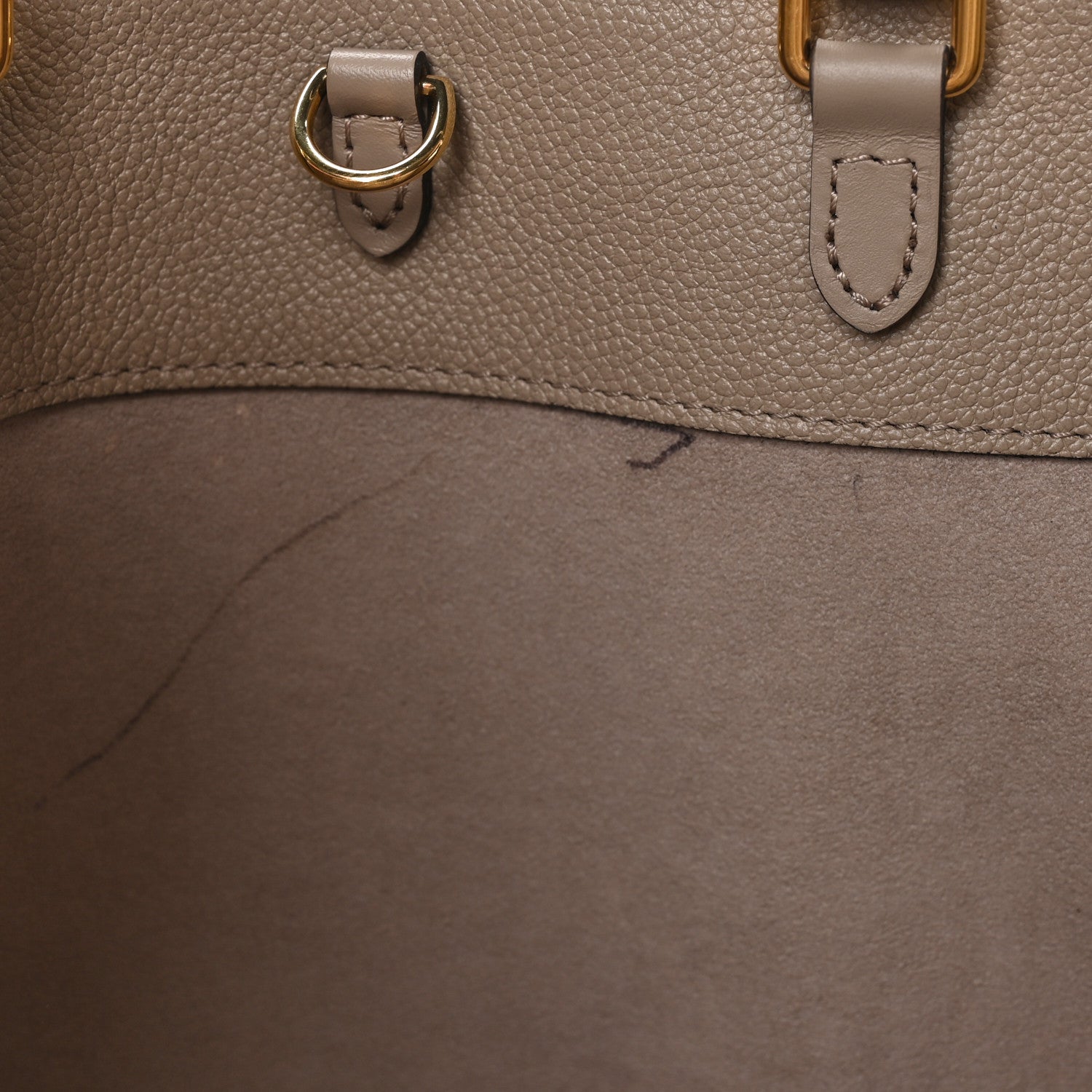 Louis Vuitton Empreinte Monogram Giant Onthego MM Tourterelle 11 of 12