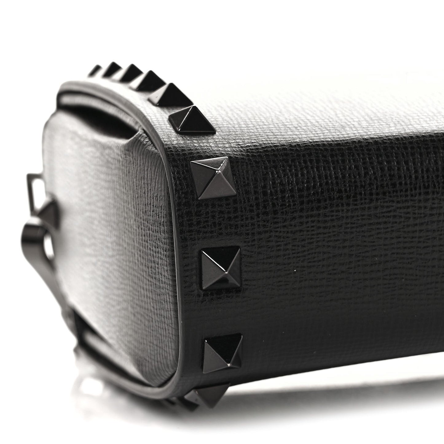 Grainy Calfskin Rockstud Clutch Black