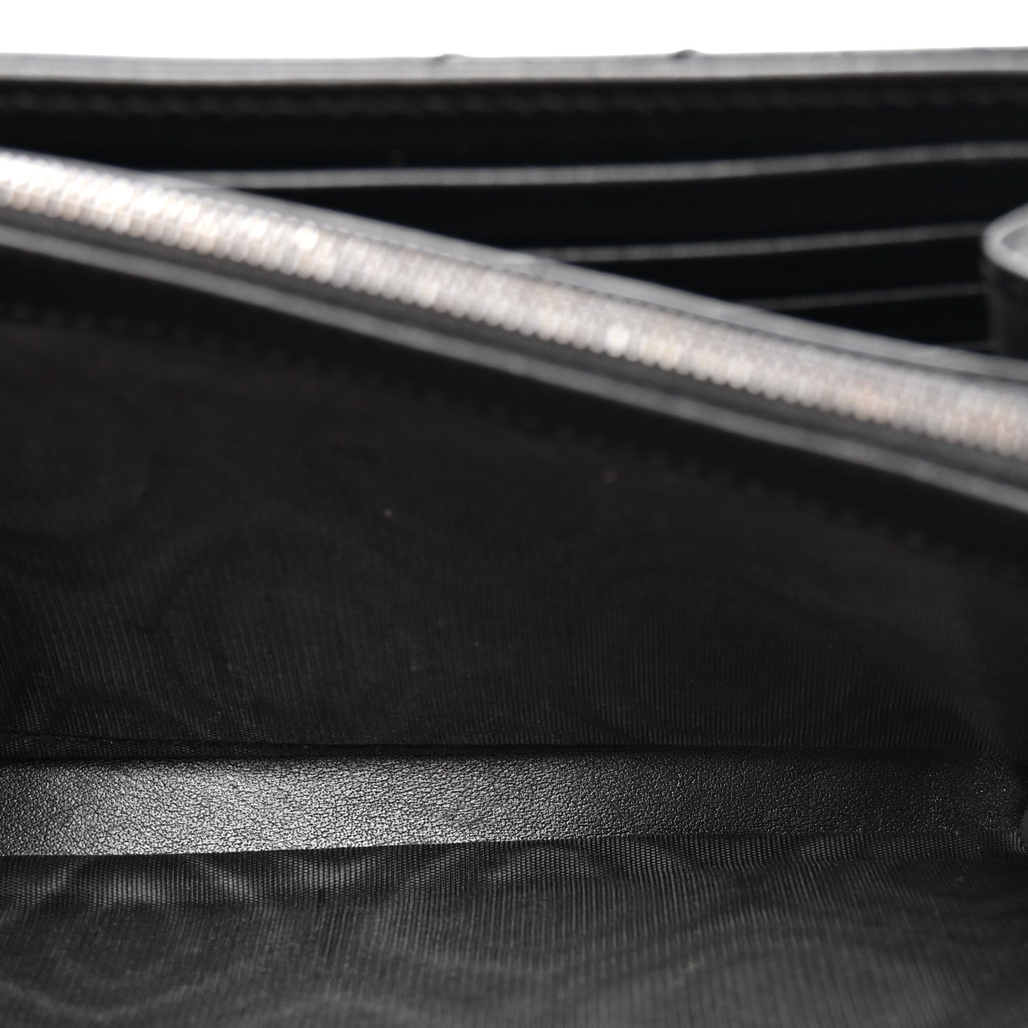 Gucci Calfskin Matelasse GG Marmont Chain Wallet Black 6 of 20