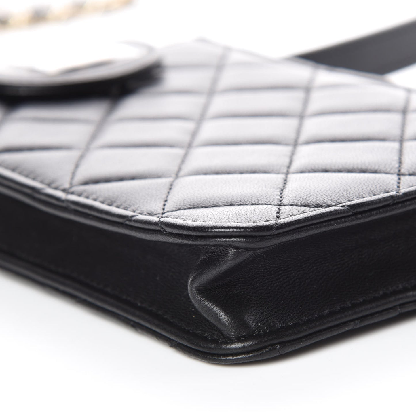 Lambskin Quilted CC Phone Holder Black