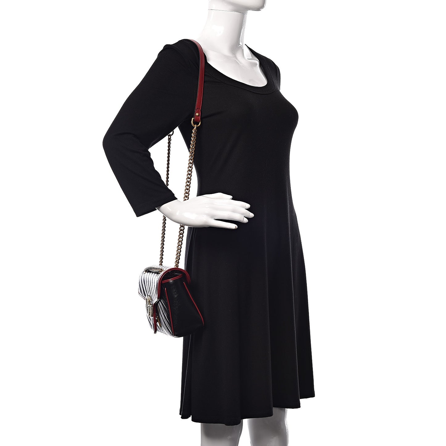 Vintage Effect Calfskin Matelasse Diagonal Small Torchon GG Marmont Shoulder Bag Black Romantic Cherry