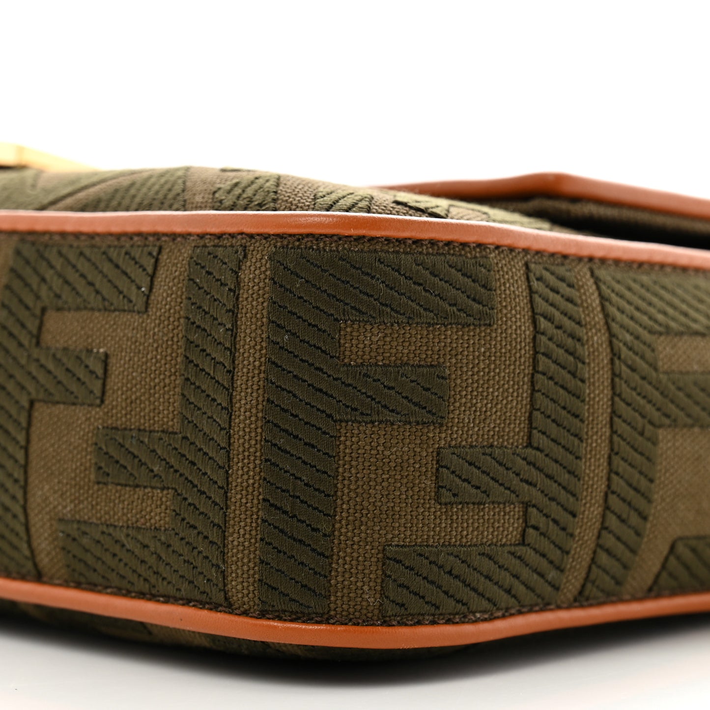 Canvas Vitello King FF Embroidered Baguette Amazzonia Cuoio