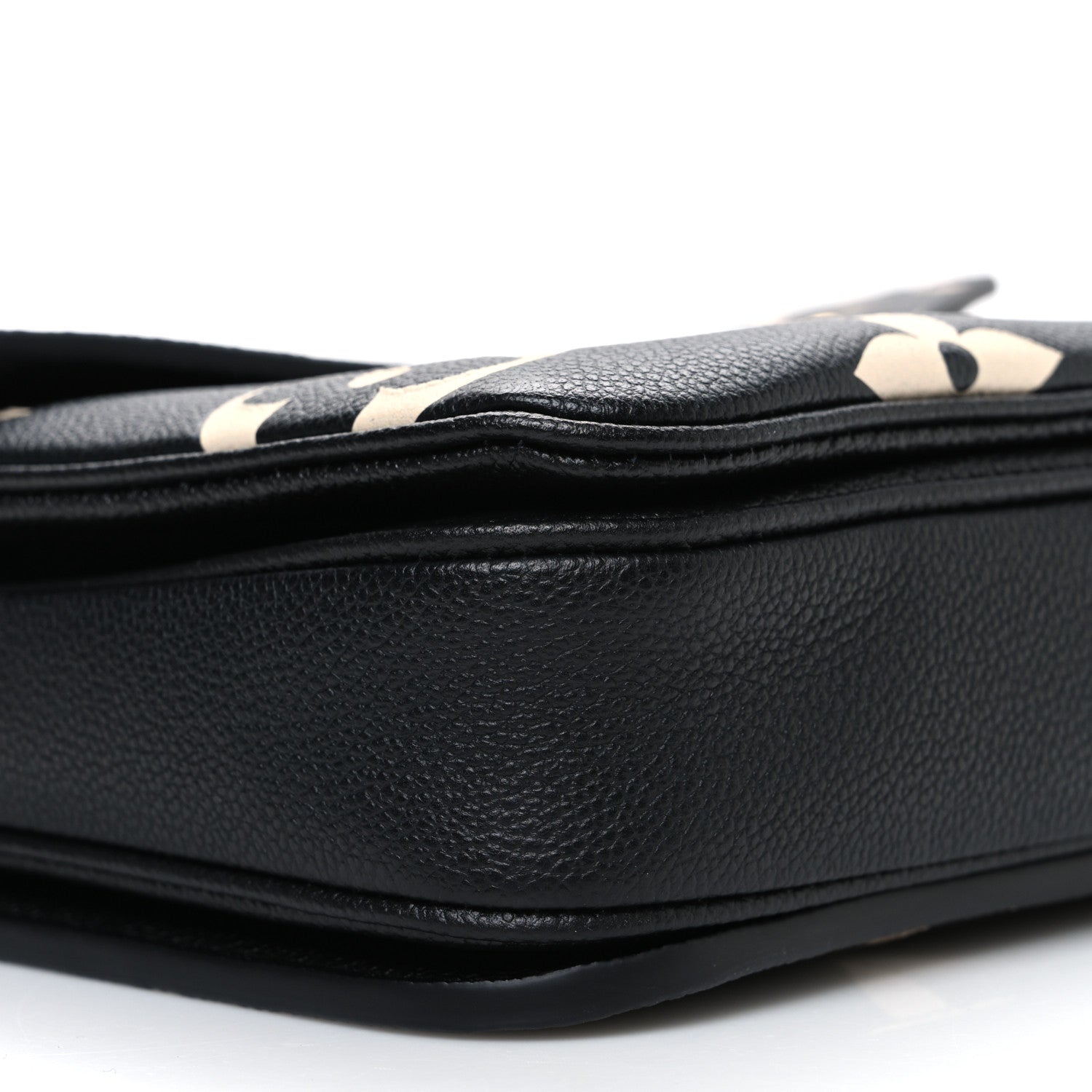 Louis Vuitton Empreinte Monogram Giant Pochette Metis Black Beige 8 of 9