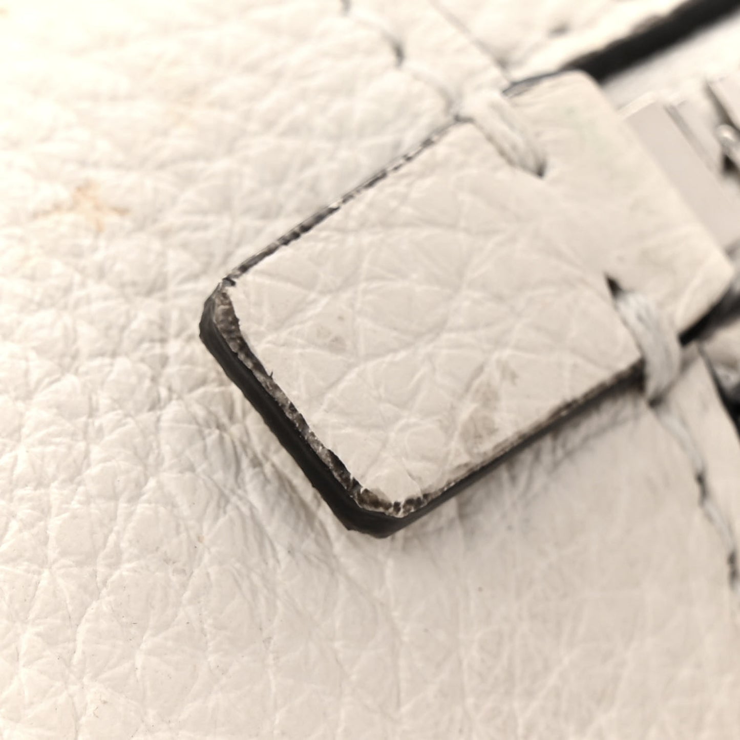 Vitello Daino Soft Medium Double Zip Shoulder Bag White