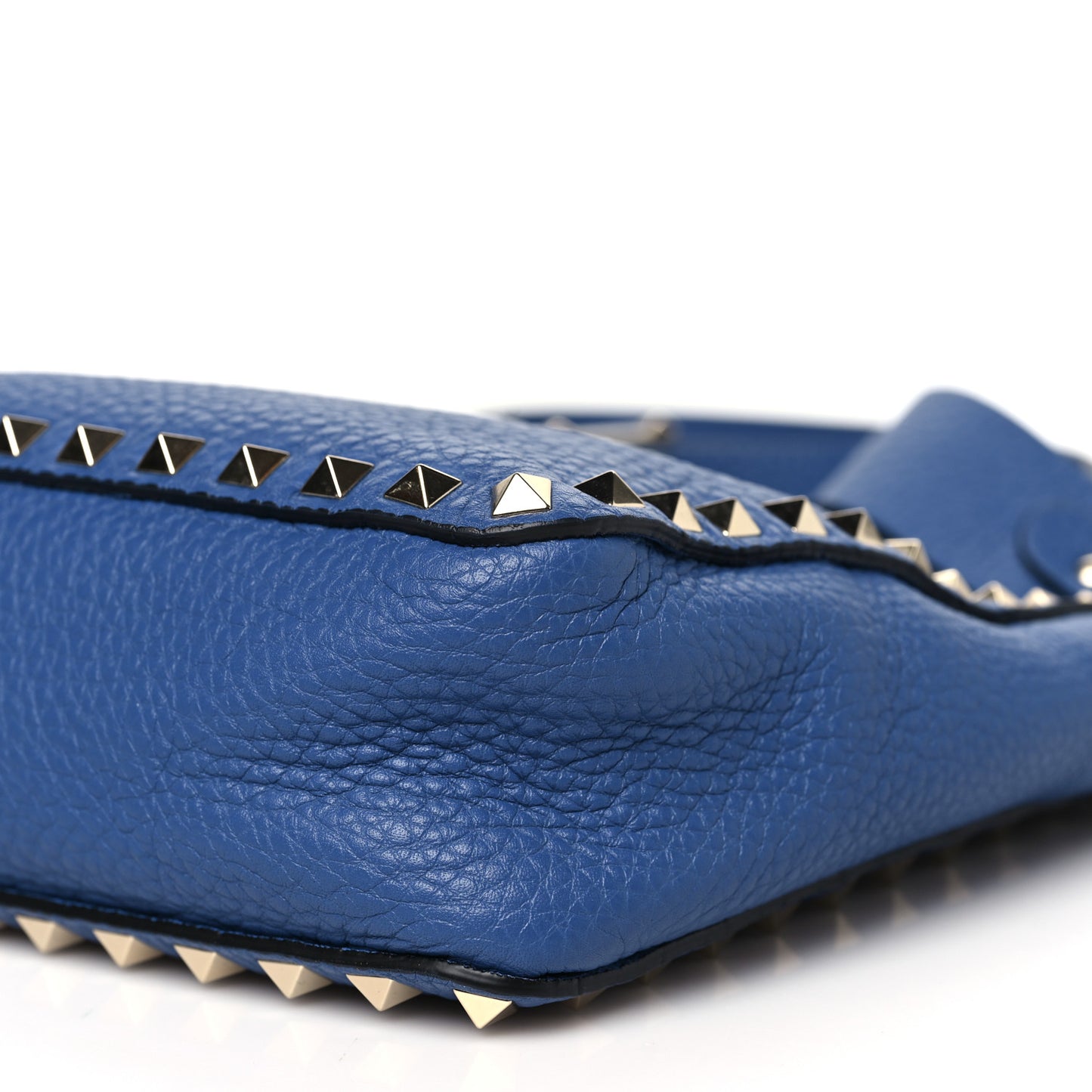 Pebbled Calfskin Mini Rockstud Flip-Lock Messenger Bag Baltique