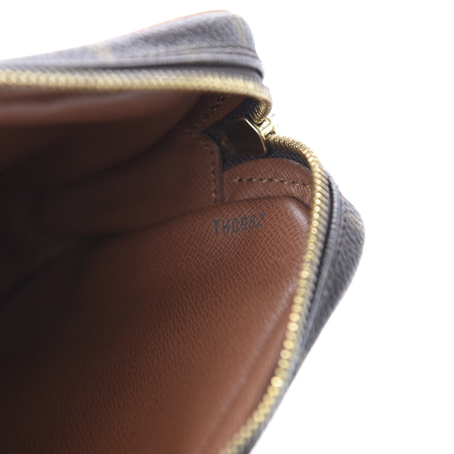 Monogram Pochette Marly Dragonne 22