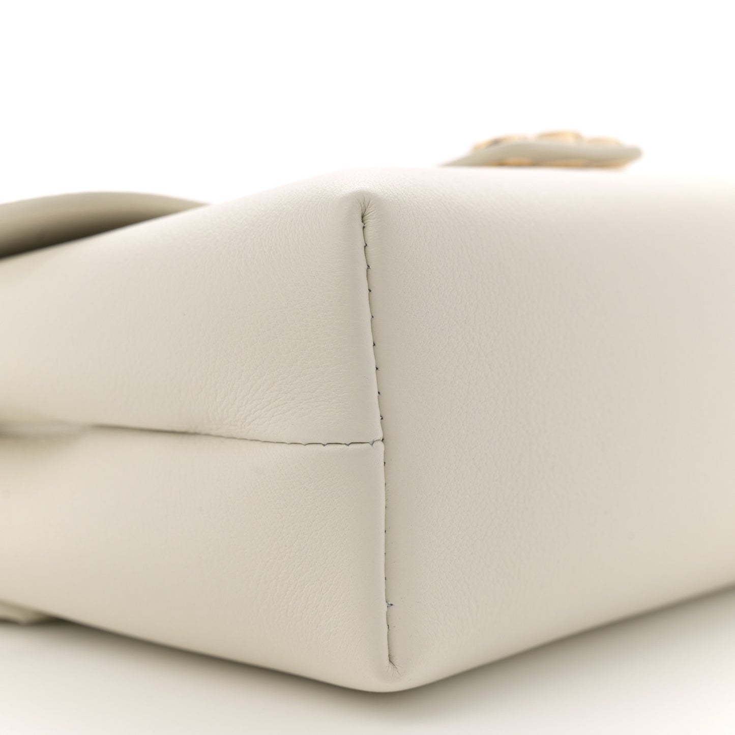 Supple Calfskin Teen Victoire White