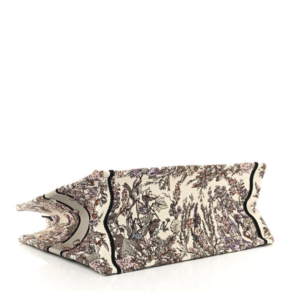 Christian Dior Canvas Embroidered Medium 4 Saisons Hiver Soleil Book Tote Multicolor 4 of 13