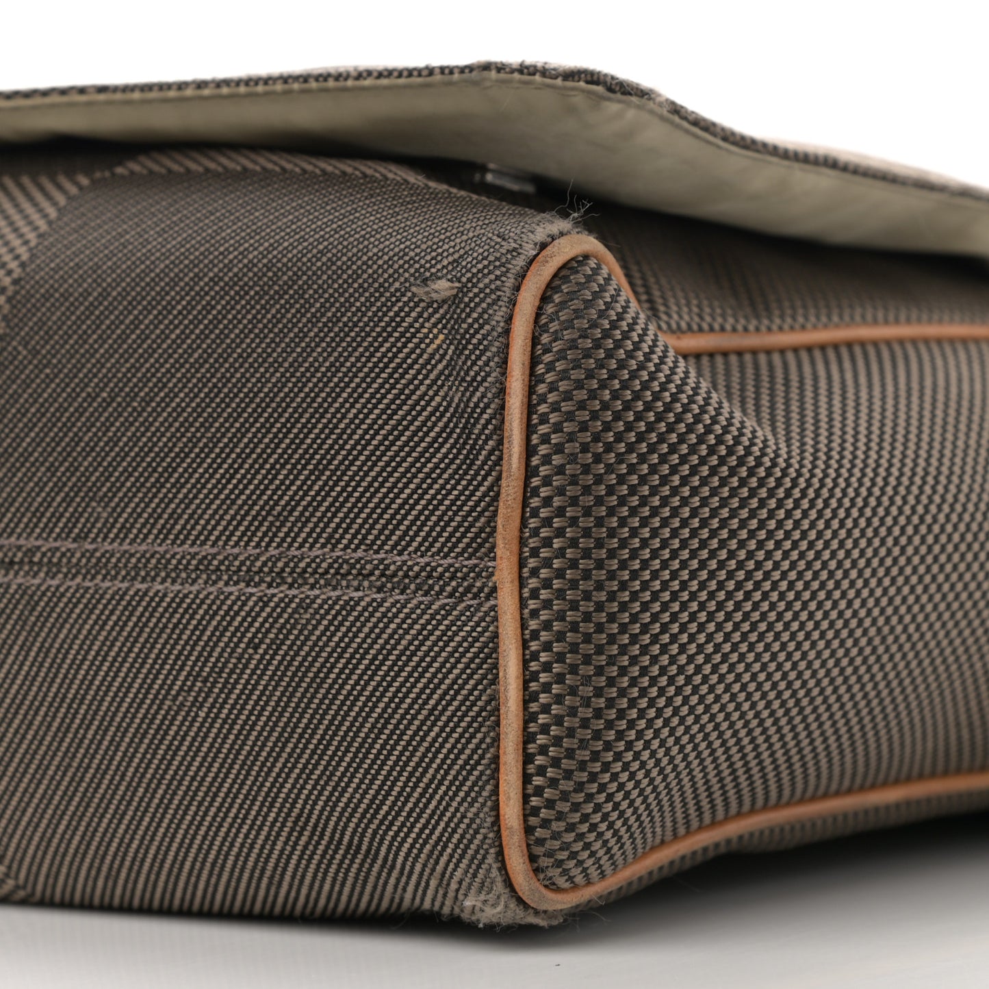 Damier Geant Messenger Bag Terre
