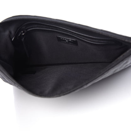 Chanel Crumpled Calfskin Quilted Medium Cosmetic Case So Black 5 of 8