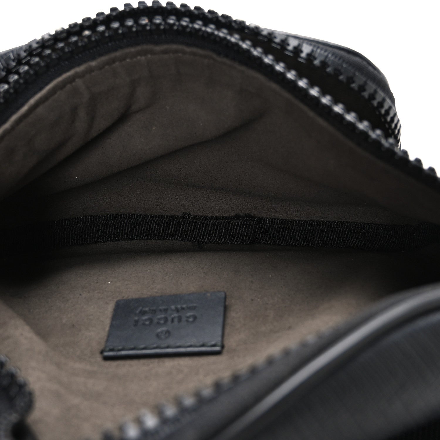 Gucci GG Supreme Monogram Belt Bag Black 4 of 9