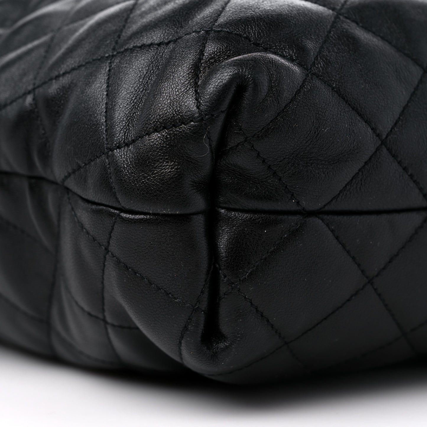 Lambskin Quilted Maxi Icare Shopping Tote Black