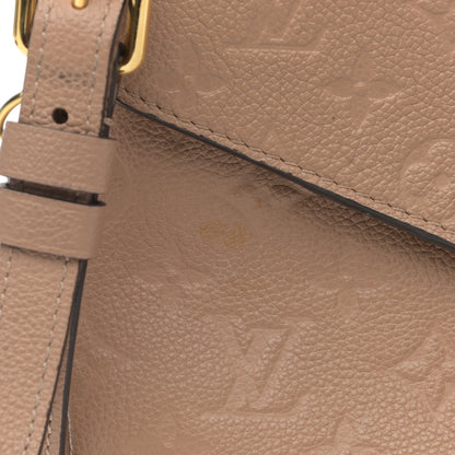 Louis Vuitton Empreinte Pochette Metis Dune 13 of 16