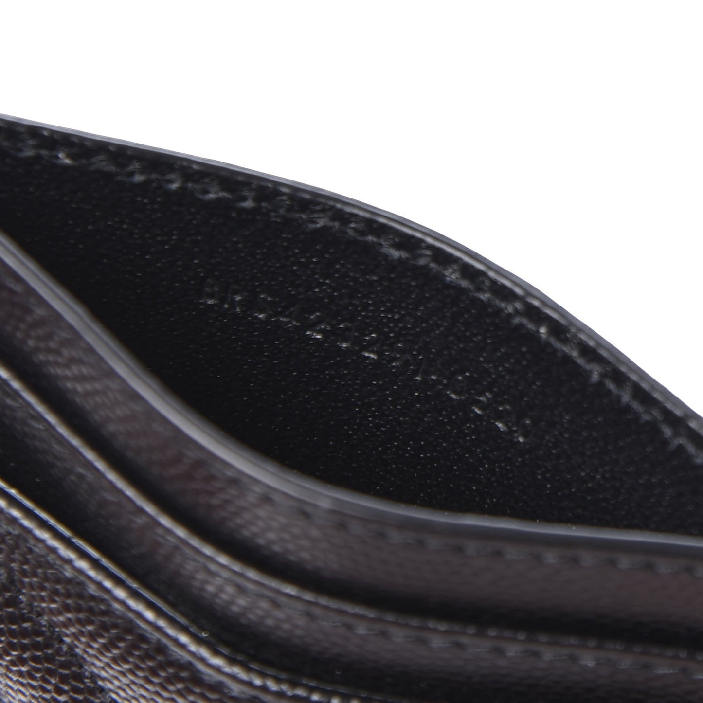 Grain De Poudre Matelasse Chevron Monogram Credit Card Case Black