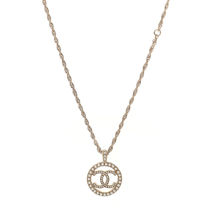 Chanel Pearl CC Round Pendant Necklace Gold 1 of 3