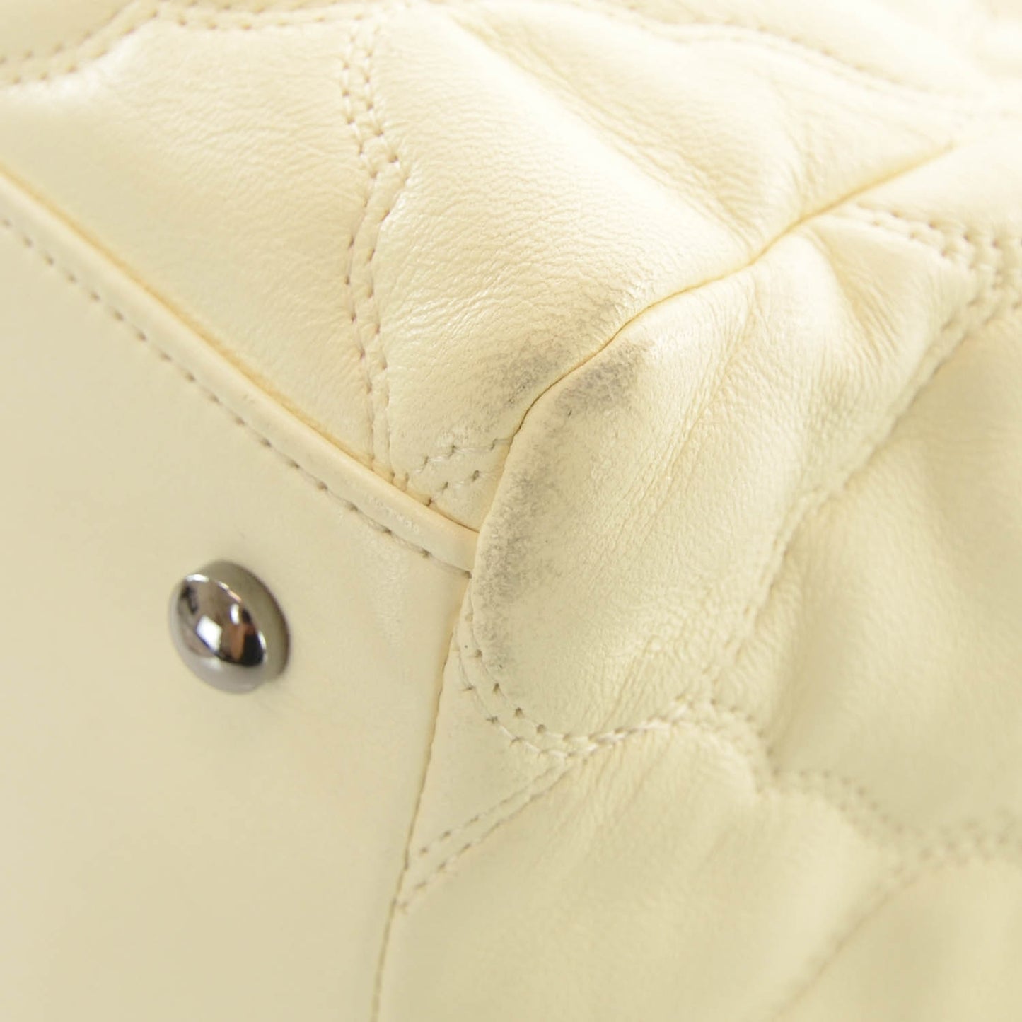 Lambskin Cells Accordion Tote Dark White