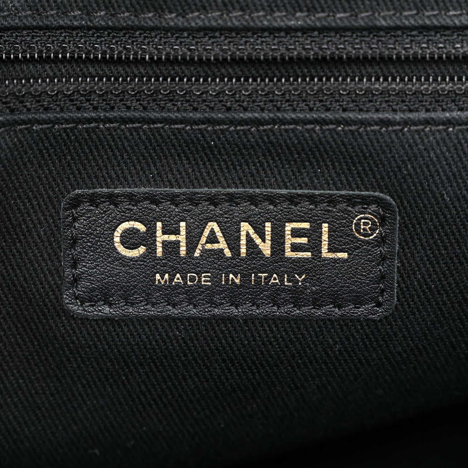 Chanel Wrinkled Lambskin Chevron Quilted Large Surpique Tote Black 6 of 12